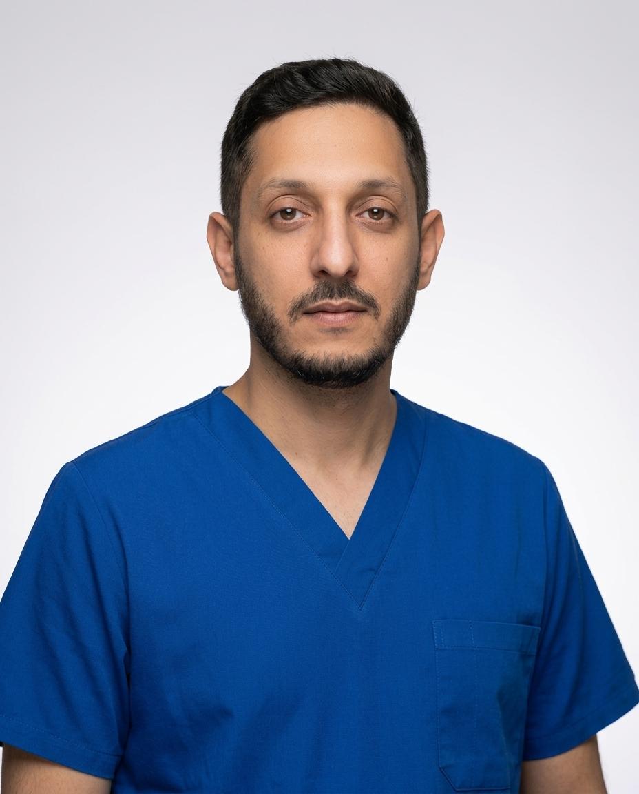 Dr. Amir Hakim